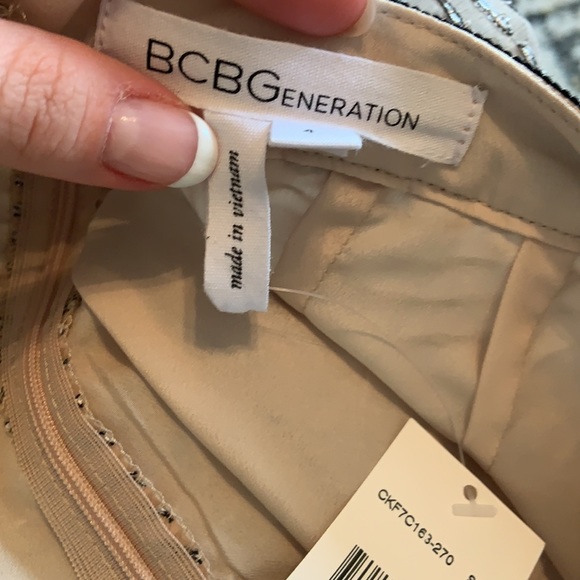 🆕BCBG Ruffle Fancy Shorts (sz 2-8) - Picture 9 of 9